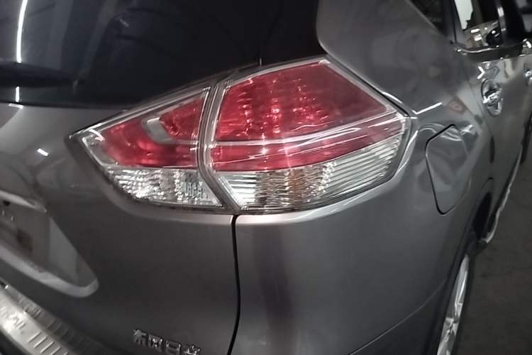 Used Nissan X-Trail 2014 2.0L CVT Comfort Edition 2WD Right Rear Taillight