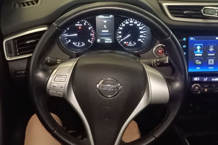 Used Nissan X-Trail 2014 2.0L CVT Comfort Edition 2WD Steering Wheel
