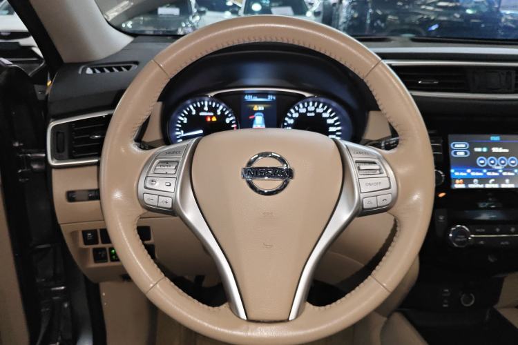 Used Nissan X-Trail 2014 2.0L CVT Smart Edition 2WD Steering Wheel