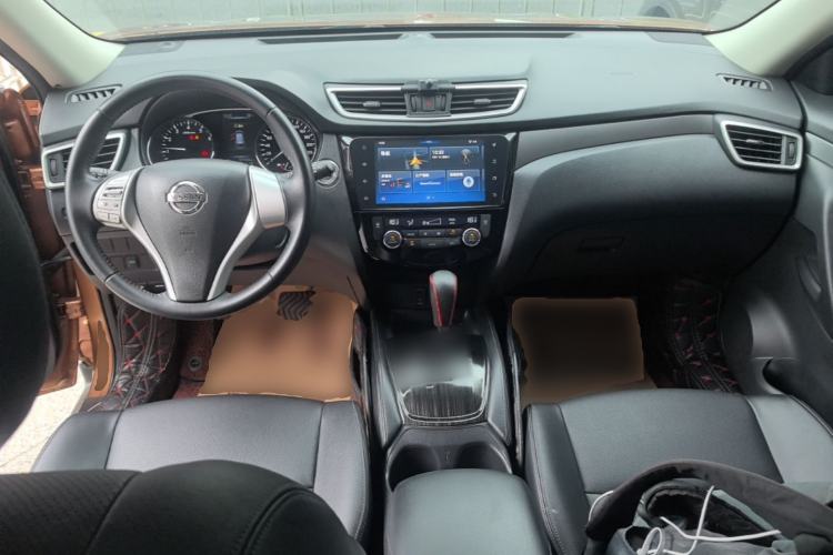 Used Nissan X-Trail 2014 2.0L CVT Comfort Edition 2WD Center Console