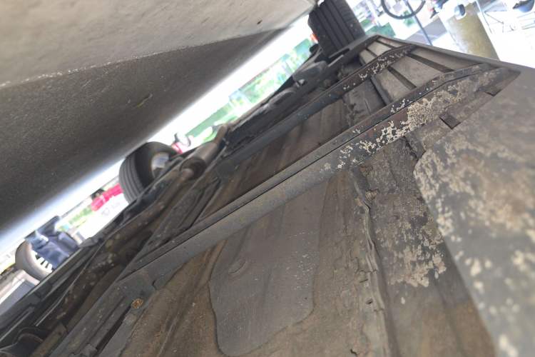 Used Nissan X-Trail 2014 2.5L CVT Leading Edition 4WD Chassis Front Right