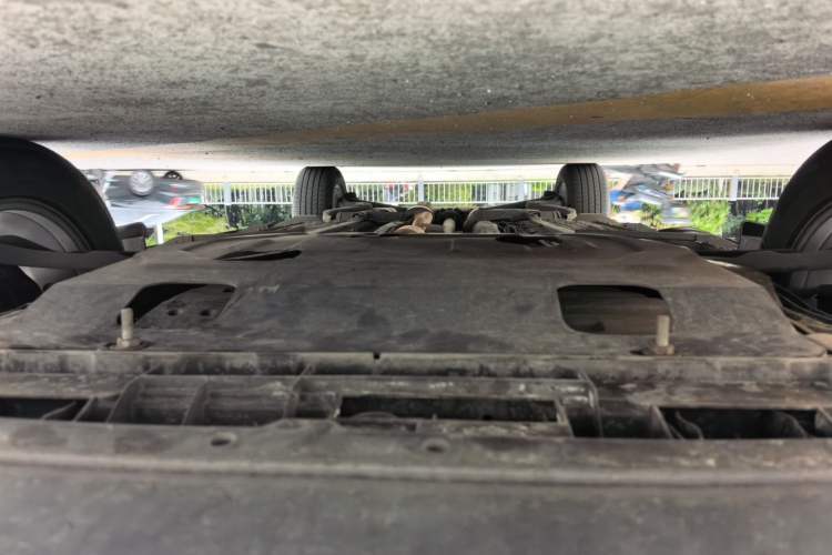 Used Nissan X-Trail 2014 2.5L CVT Luxury Edition 4WD Chassis Front