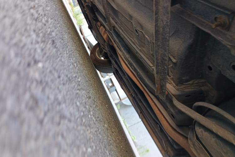 Used Nissan X-Trail 2014 2.0L CVT Comfort Edition 2WD Chassis Rear Left