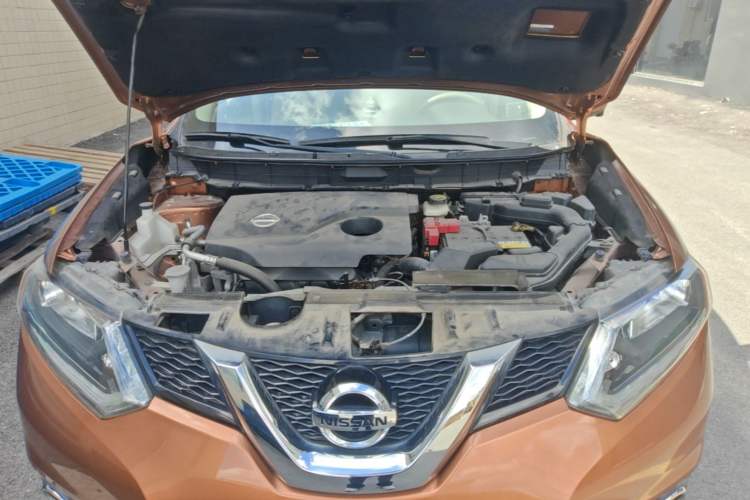 Used Nissan X-Trail 2014 2.0L CVT Comfort Edition 2WD Engine Bay