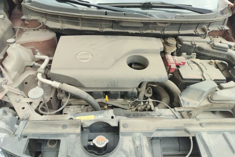Used Nissan X-Trail 2014 2.0L CVT Comfort Edition 2WD Engine Bay