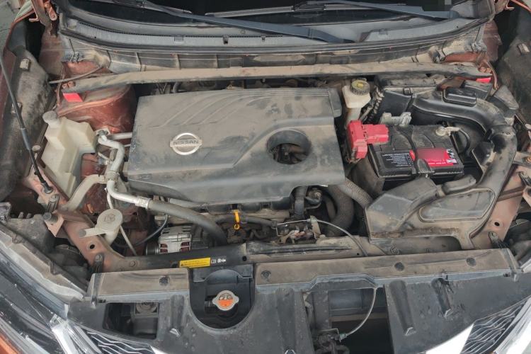 Used Nissan X-Trail 2014 2.0L CVT Comfort Edition 2WD Engine Bay