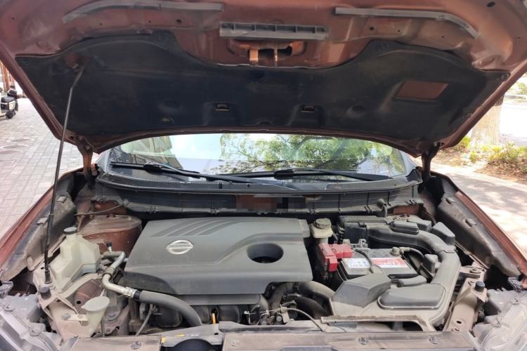 Used Nissan X-Trail 2014 2.0L CVT Smart Edition 2WD Engine Bay