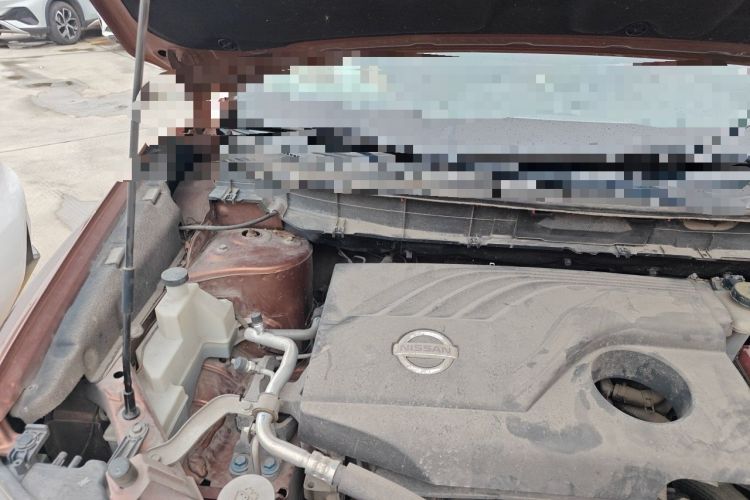 Used Nissan X-Trail 2014 2.0L CVT Comfort Edition 2WD Engine Bay Right