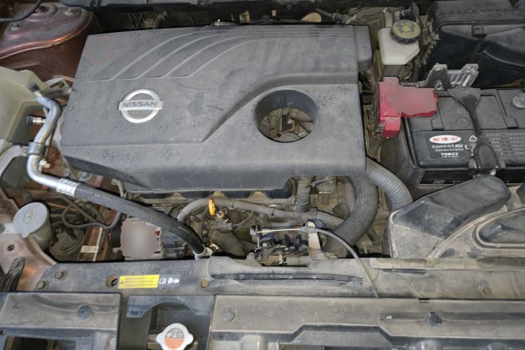 Used Nissan X-Trail 2014 2.0L CVT Comfort Edition 2WD Engine Bay