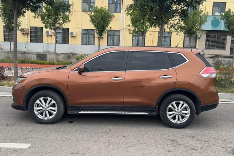 Used Nissan X-Trail 2014 2.0L CVT Comfort Edition 2WD Exterior 3