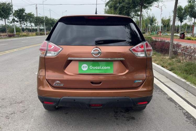 Used Nissan X-Trail 2014 2.0L CVT Comfort Edition 2WD Exterior 4