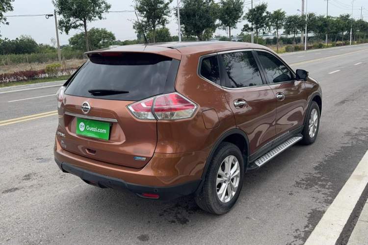 Used Nissan X-Trail 2014 2.0L CVT Comfort Edition 2WD Exterior 5