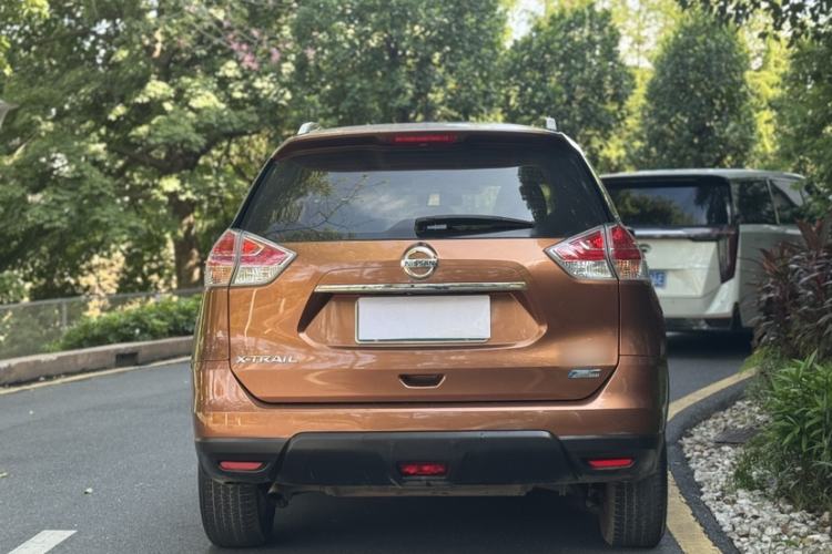 Used Nissan X-Trail 2014 2.0L CVT Comfort Edition 2WD Exterior 5