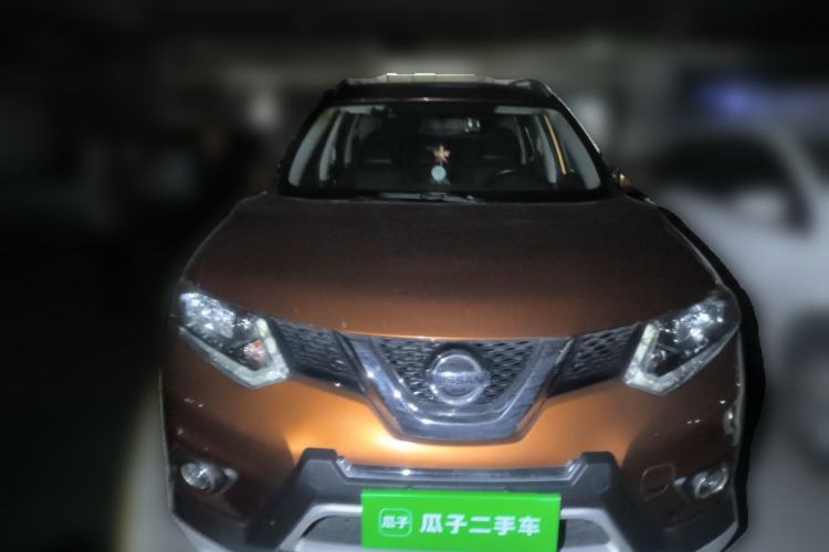 Used Nissan X-Trail 2014 2.5L CVT Luxury Edition 4WD Front