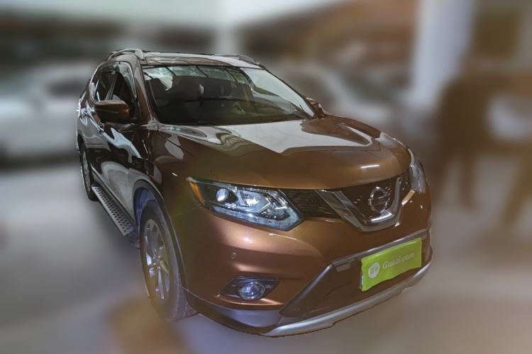 Used Nissan X-Trail 2014 2.5L CVT Ultimate Edition 4WD Front Right 45 Deg