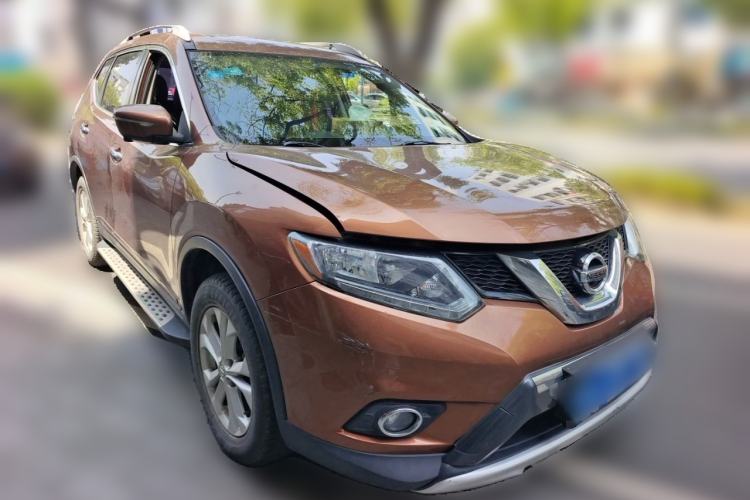 Used Nissan X-Trail 2014 2.0L CVT Smart Edition 2WD Front Right 45 Deg
