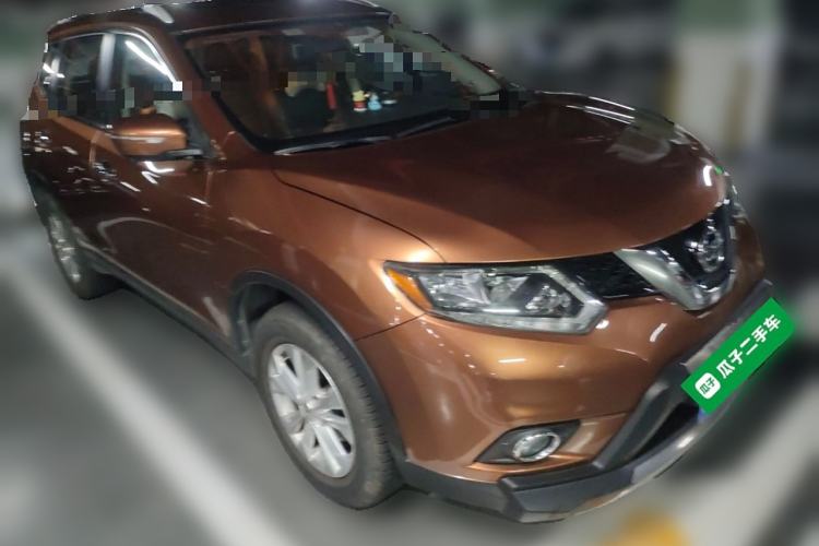 Used Nissan X-Trail 2014 2.0L CVT Comfort Edition 2WD Front Right 45 Deg