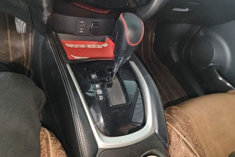 Used Nissan X-Trail 2014 2.0L CVT Comfort Edition 2WD Gear Lever
