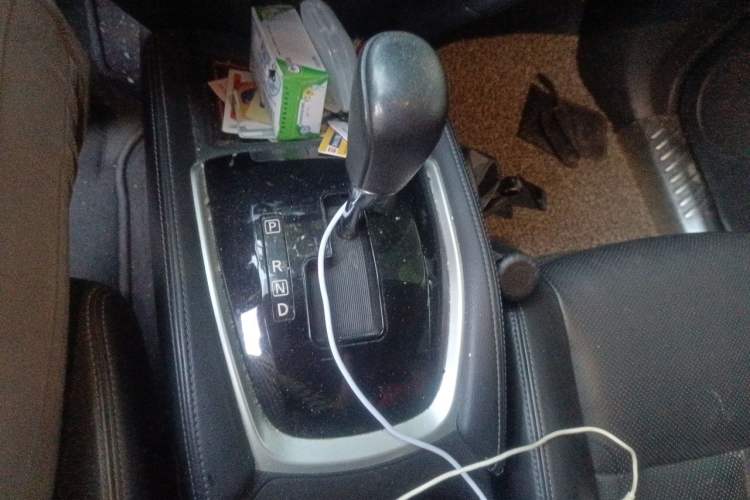 Used Nissan X-Trail 2014 2.5L CVT Leading Edition 4WD Gear Lever