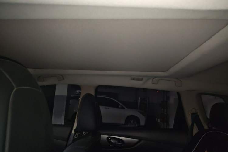 Used Nissan X-Trail 2014 2.0L CVT Comfort Edition 2WD Headliner
