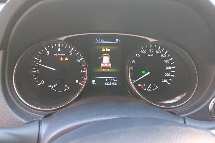 Used Nissan X-Trail 2014 2.0L CVT Comfort Edition 2WD Instrument Cluster