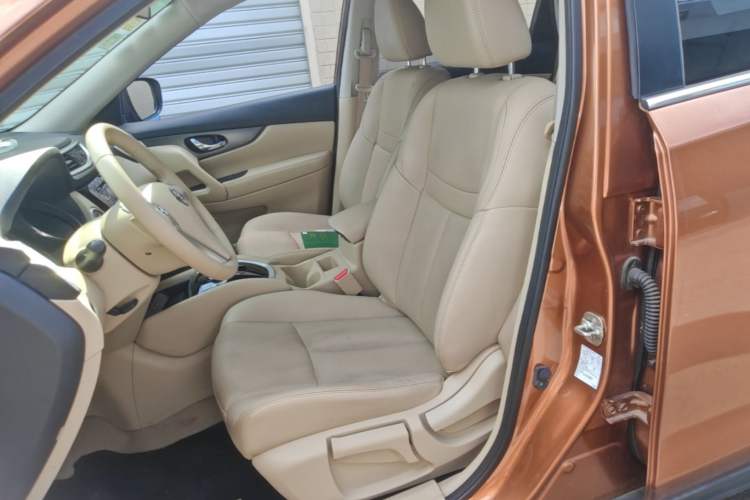 Used Nissan X-Trail 2014 2.0L CVT Comfort Edition 2WD Left Front Seat