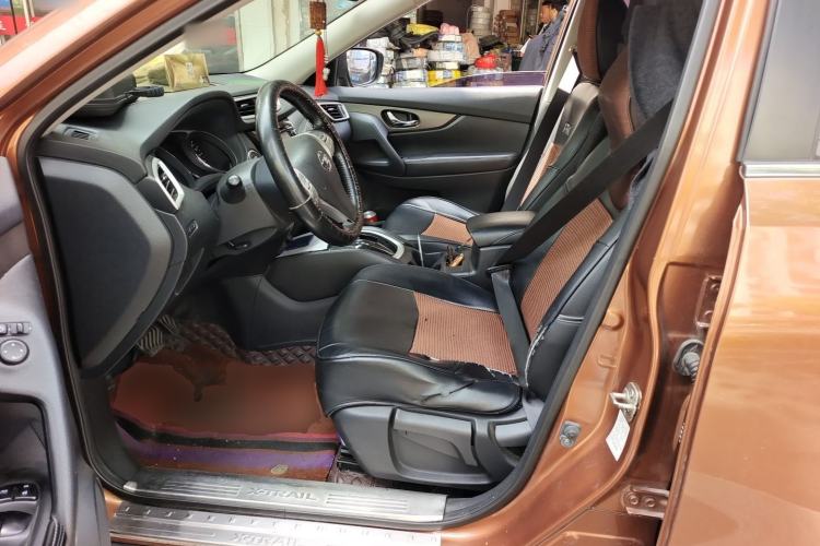 Used Nissan X-Trail 2014 2.0L CVT Smart Edition 2WD Left Front Seat
