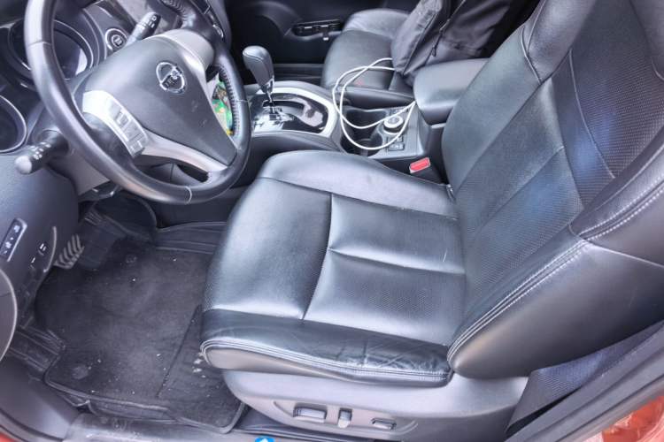 Used Nissan X-Trail 2014 2.5L CVT Luxury Edition 4WD Left Front Seat