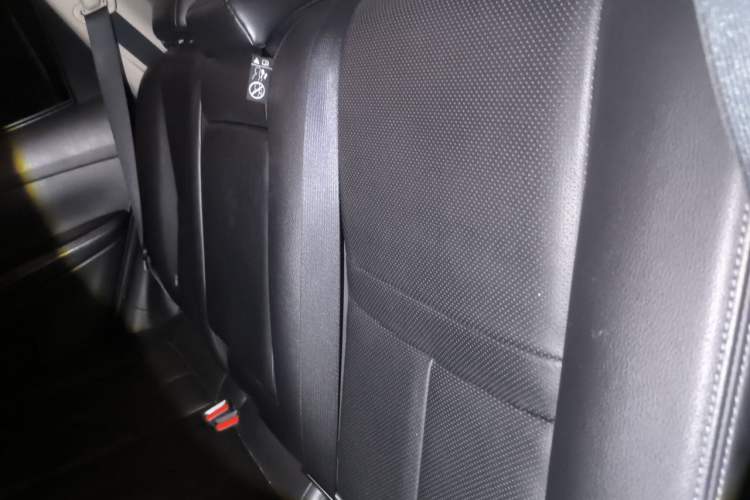 Used Nissan X-Trail 2014 2.5L CVT Luxury Edition 4WD Left Rear Seat
