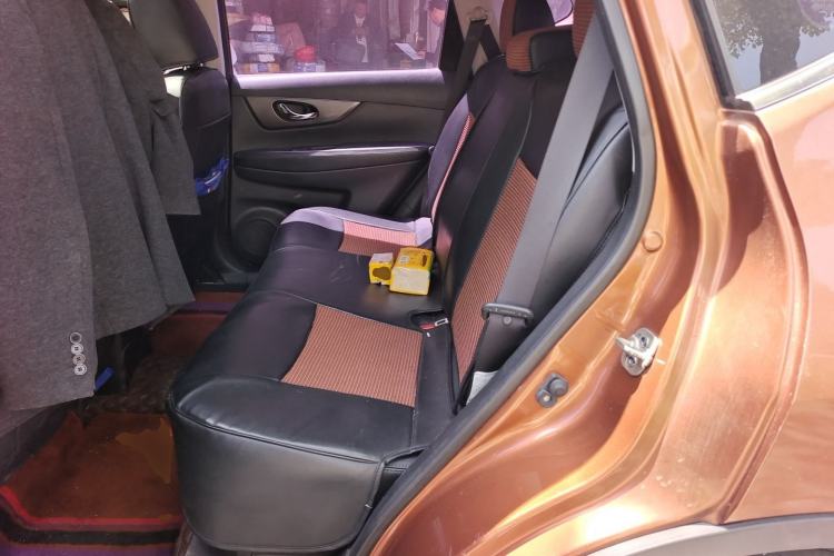 Used Nissan X-Trail 2014 2.0L CVT Smart Edition 2WD Left Rear Seat