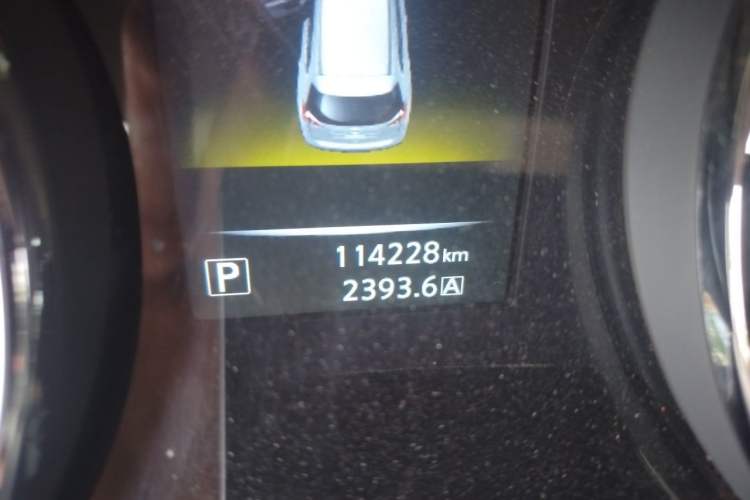 Used Nissan X-Trail 2014 2.0L CVT Comfort Edition 2WD Odometer Close Up