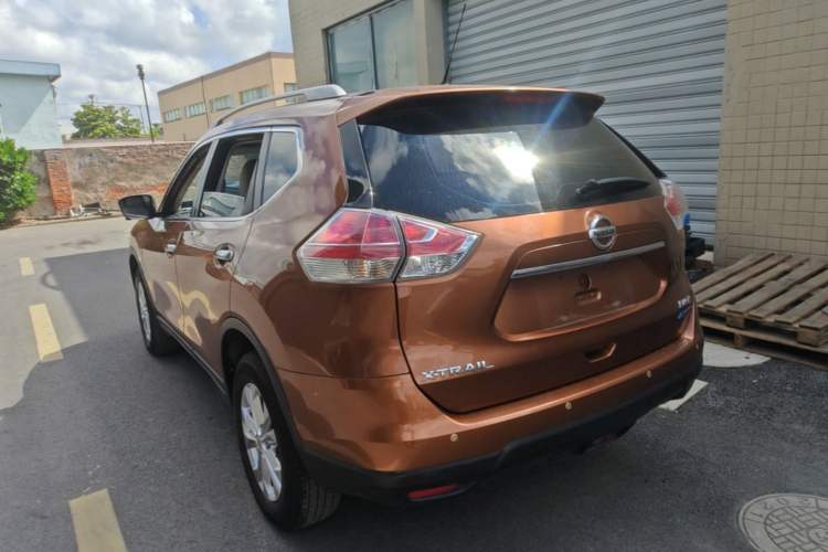 Used Nissan X-Trail 2014 2.0L CVT Comfort Edition 2WD Rear Left 45 Deg