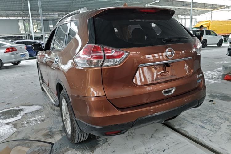 Used Nissan X-Trail 2014 2.0L CVT Comfort Edition 2WD Rear Left 45 Deg