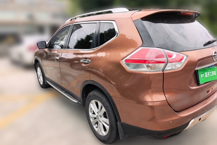 Used Nissan X-Trail 2014 2.5L CVT Luxury Edition 4WD Rear Left 45 Deg
