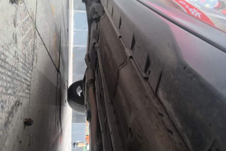 Used Nissan X-Trail 2014 2.0L CVT Comfort Edition 2WD Right Side Sill