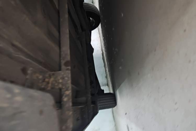 Used Nissan X-Trail 2014 2.0L CVT Comfort Edition 2WD Right Side Sill