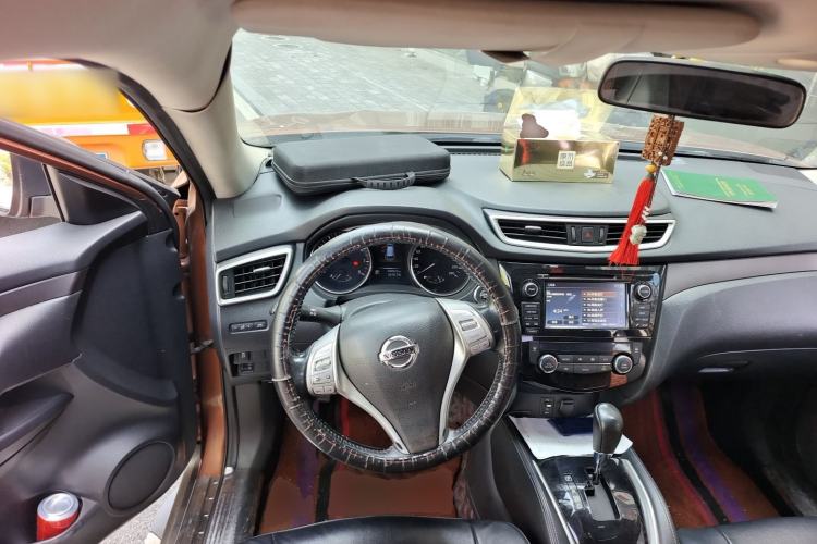 Used Nissan X-Trail 2014 2.0L CVT Smart Edition 2WD Steering Wheel