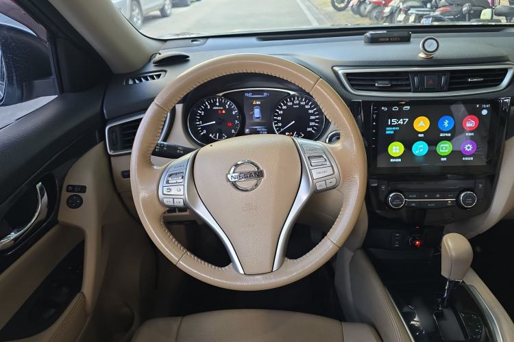 Used Nissan X-Trail 2014 2.5L CVT Leading Edition 4WD Steering Wheel