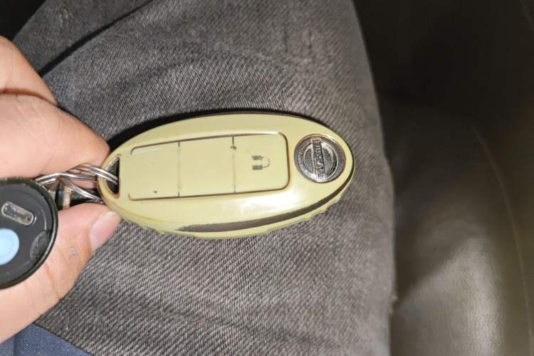 Used Nissan X-Trail 2014 2.5L CVT Ultimate Edition 4WD Vehicle Key
