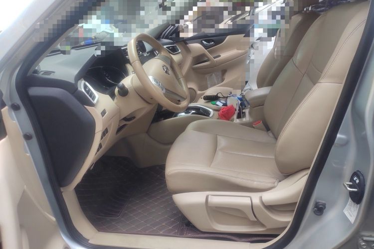 Used Nissan X-Trail 2014 2.0L CVT Comfort Edition 2WD Driver Seat