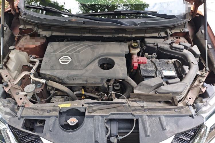 Used Nissan X-Trail 2014 2.0L CVT Comfort Edition 2WD Engine Bay