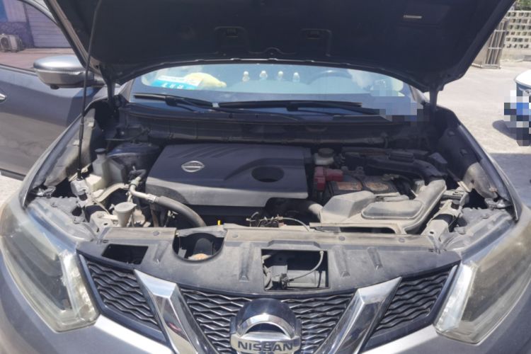 Used Nissan X-Trail 2014 2.0L CVT Comfort Edition 2WD Engine Bay
