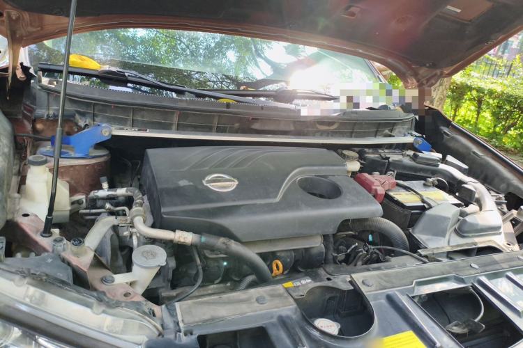 Used Nissan X-Trail 2014 2.0L CVT Smart Edition 2WD Engine Bay