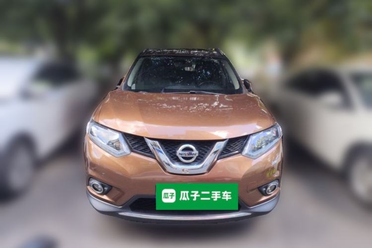 Used Nissan X-Trail 2014 2.5L CVT Luxury Edition 4WD Front