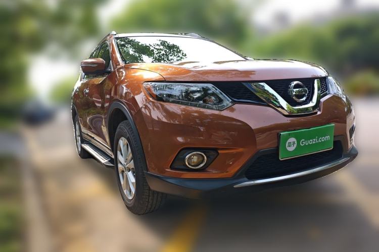 Used Nissan X-Trail 2014 2.0L CVT Comfort Edition 2WD Front Right 45 Deg