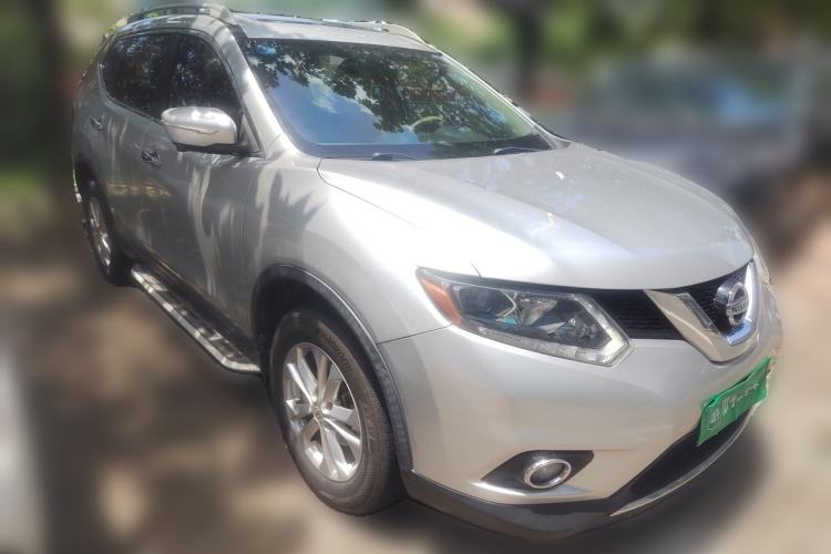 Used Nissan X-Trail 2014 2.0L CVT Comfort Edition 2WD Front Right 45 Deg