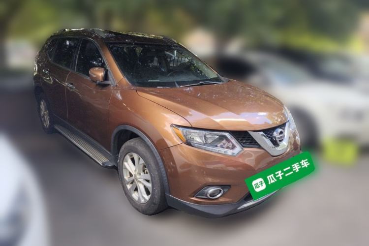 Used Nissan X-Trail 2014 2.5L CVT Luxury Edition 4WD Front Right 45 Deg