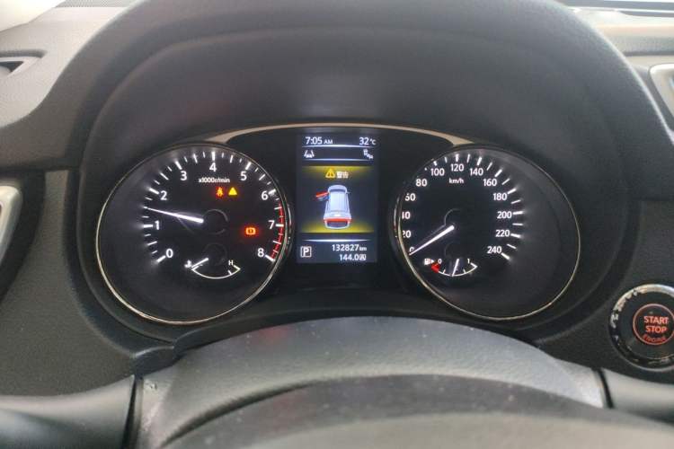 Used Nissan X-Trail 2014 2.5L CVT Luxury Edition 4WD Instrument Cluster