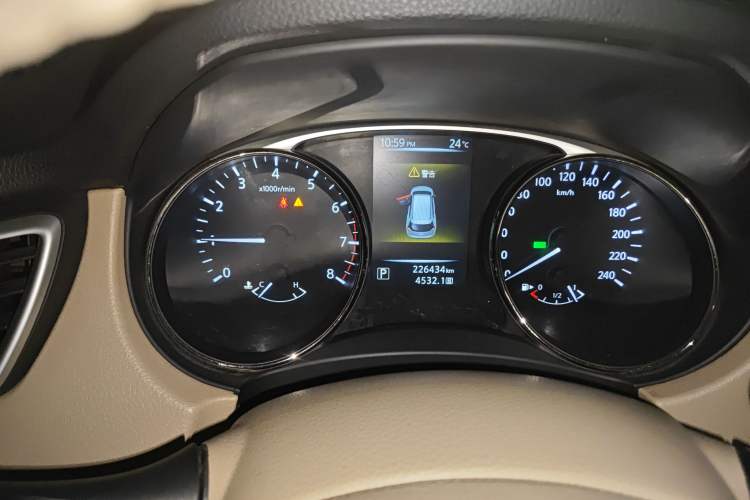 Used Nissan X-Trail 2014 2.0L CVT Comfort Edition 2WD Instrument Cluster