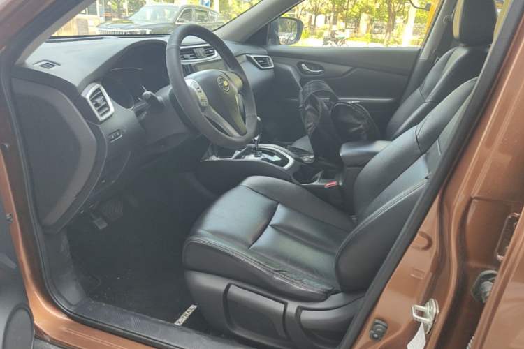 Used Nissan X-Trail 2014 2.0L CVT Comfort Edition 2WD Left Front Seat